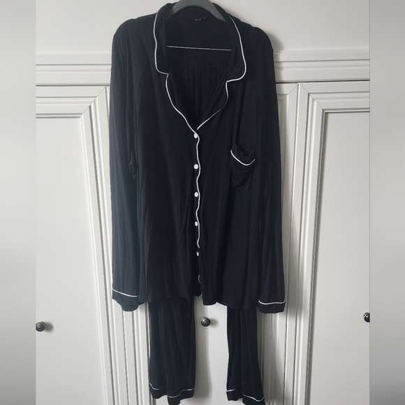 In'Voland Women's Long Sleeve & Pants Pajama Set Size 28 - Picture 6 of 7